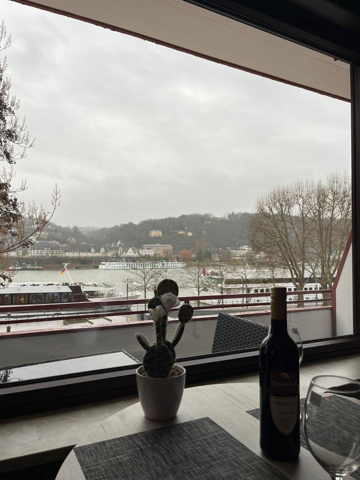 Rheinpanorama Suite Mit Balkon Koblenz  Exterior foto