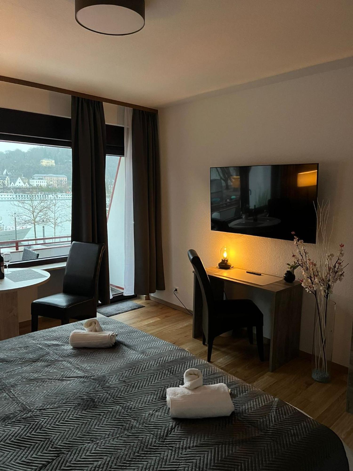 Rheinpanorama Suite Mit Balkon Koblenz  Exterior foto